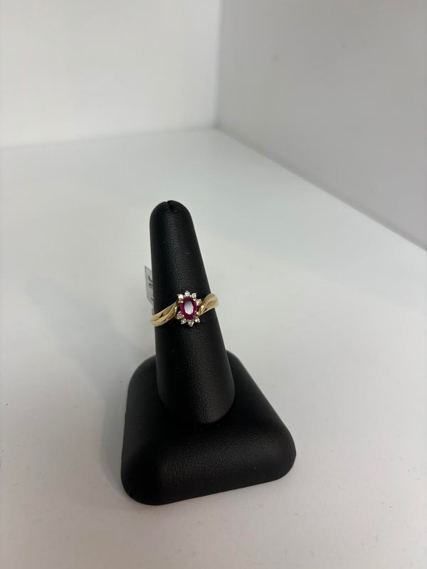 Ruby and Diamond yellow Gold Ring