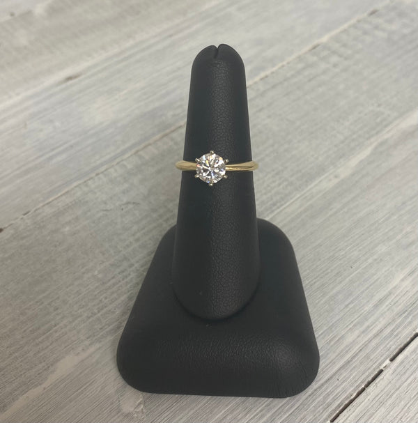 1ct round lab grown solitaire in yellow gold setting